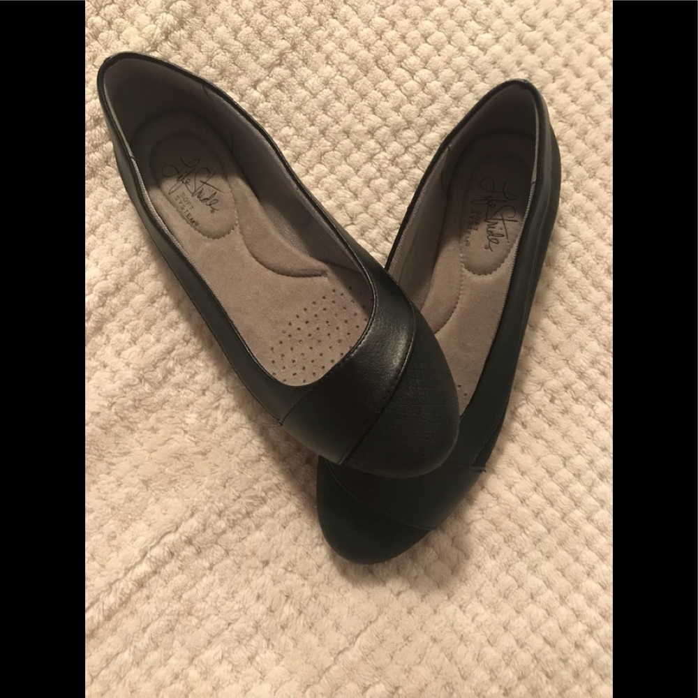 Life Stride Flats